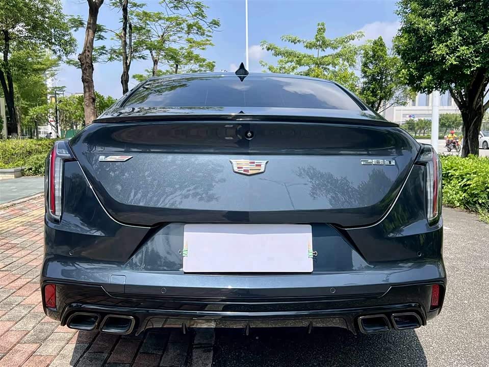 Cadillac CT4