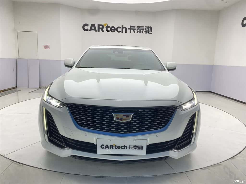 Cadillac CT5, 2021 3