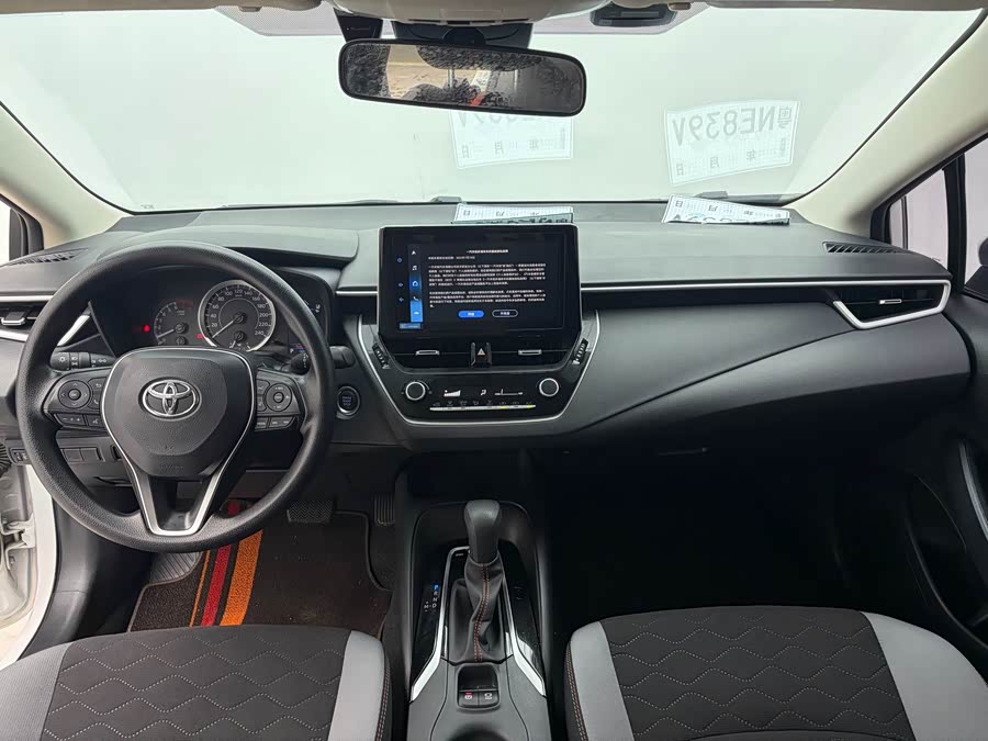 Toyota Corolla 2023, фото 11