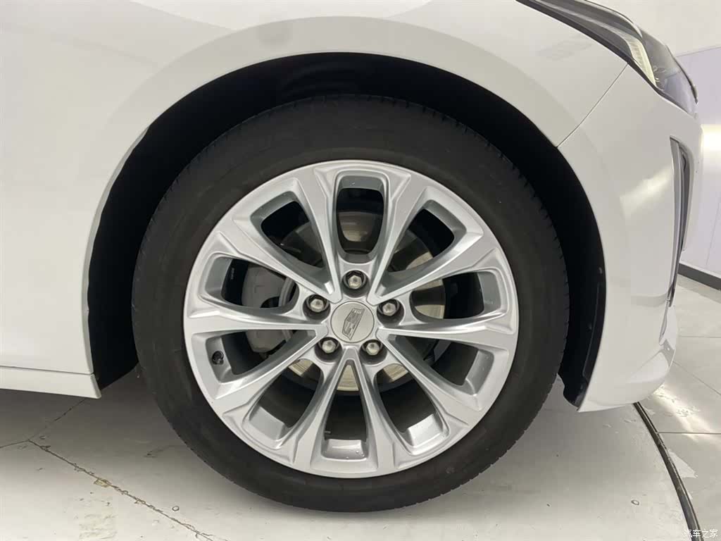 Cadillac CT5, 2021 11