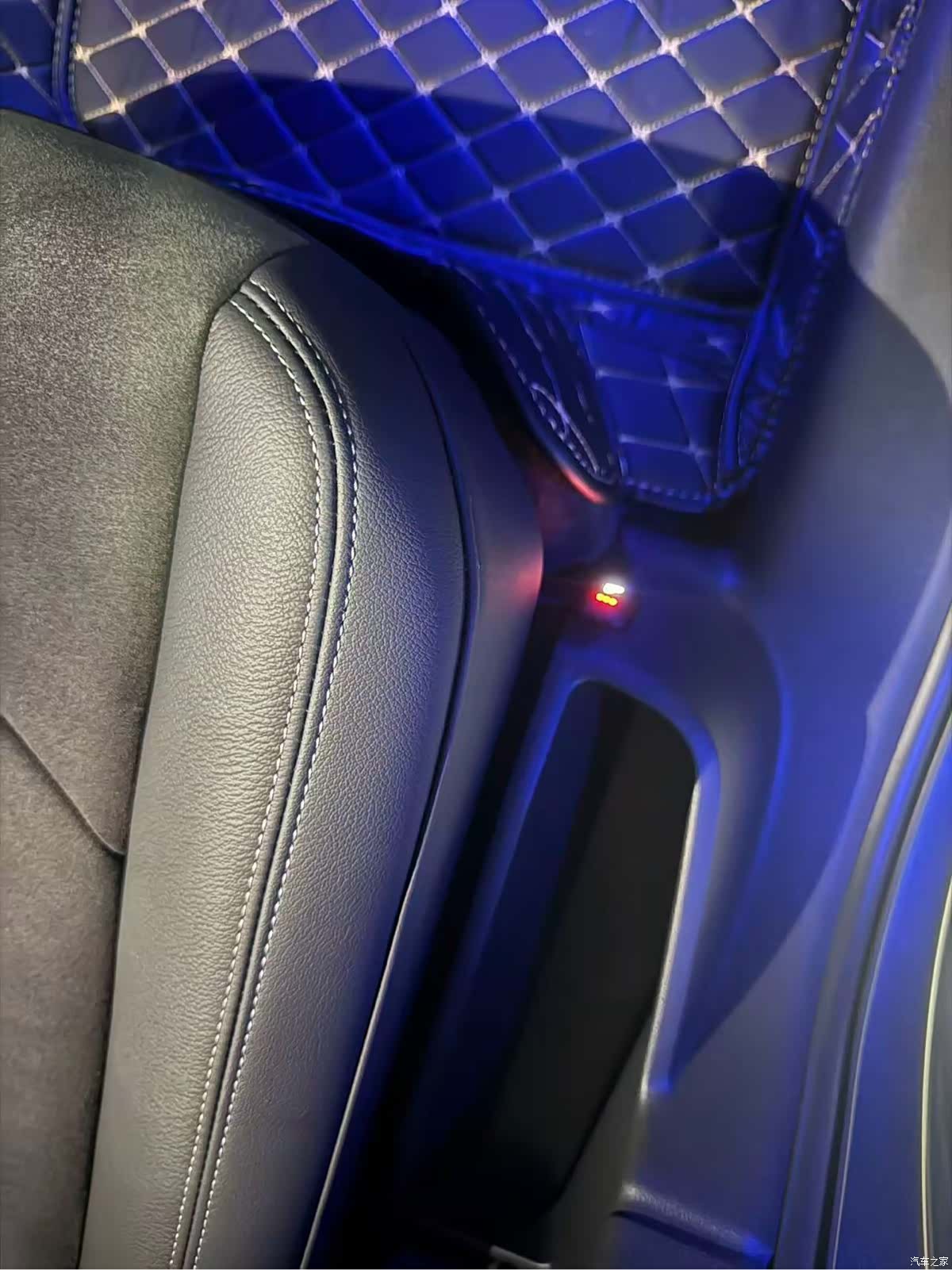Audi Q3, 2023 11