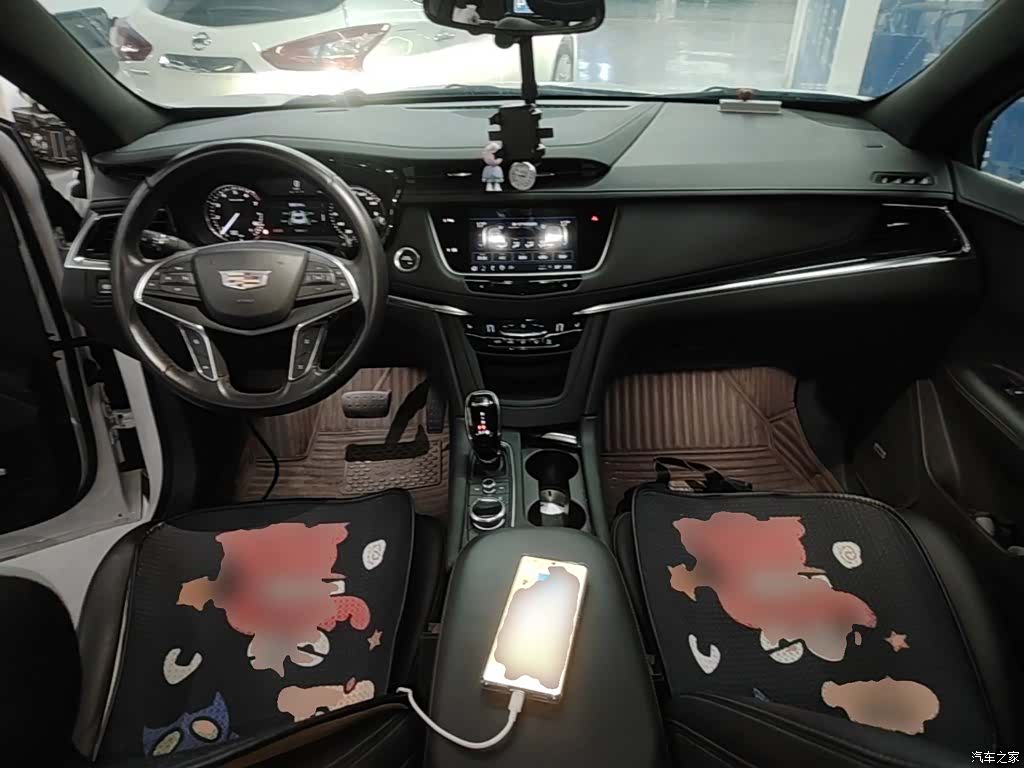 Cadillac XT5, 2022 10
