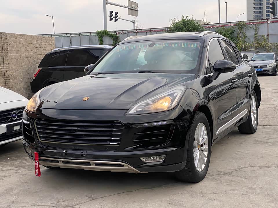 Zotye SR9 Zotye SR9