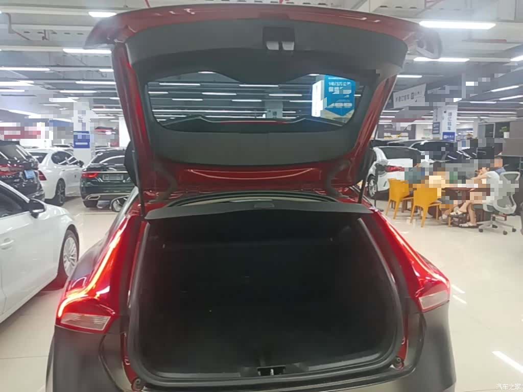Volvo V40, 2016 19