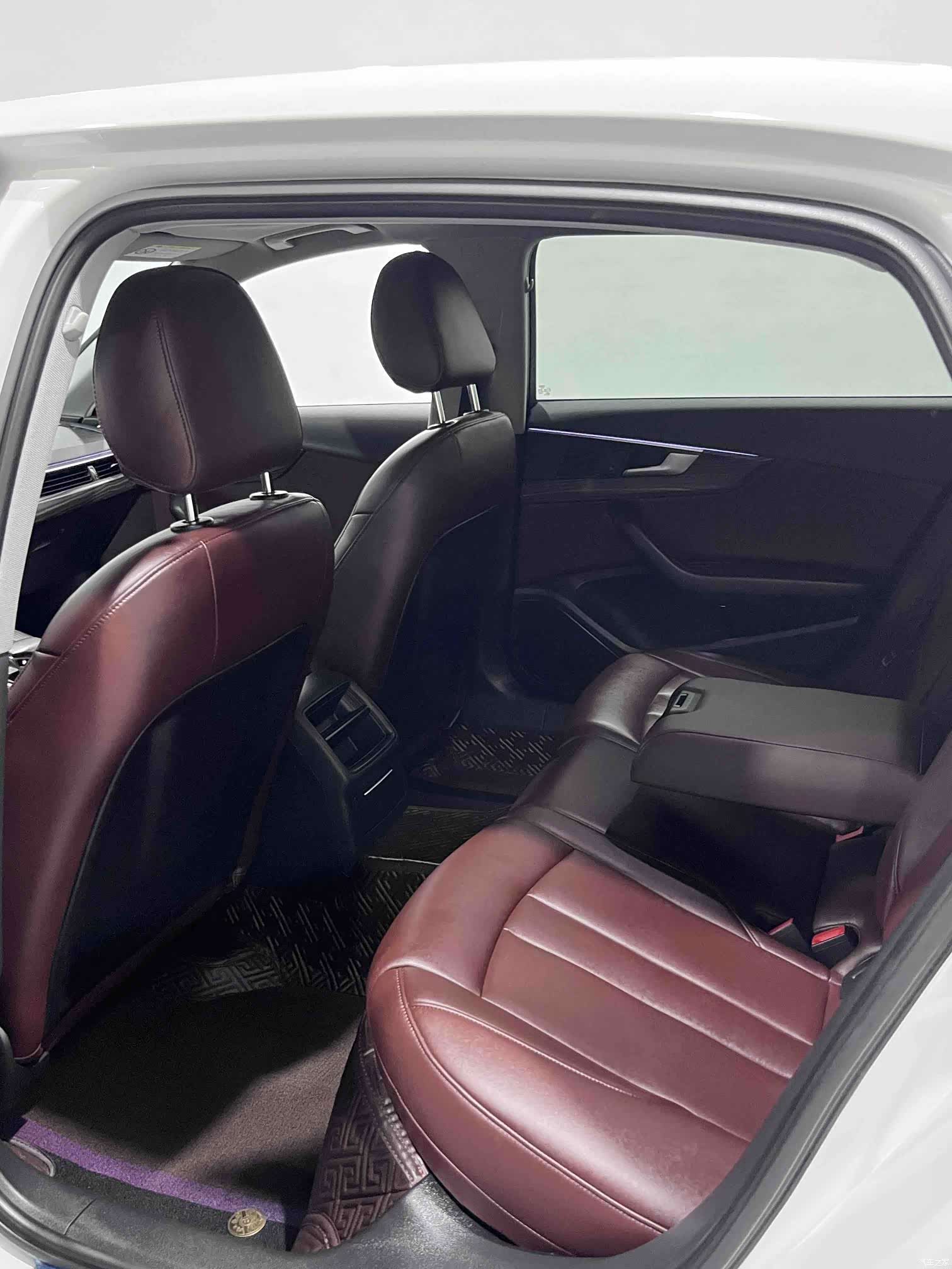 Audi A4L, 2020 9