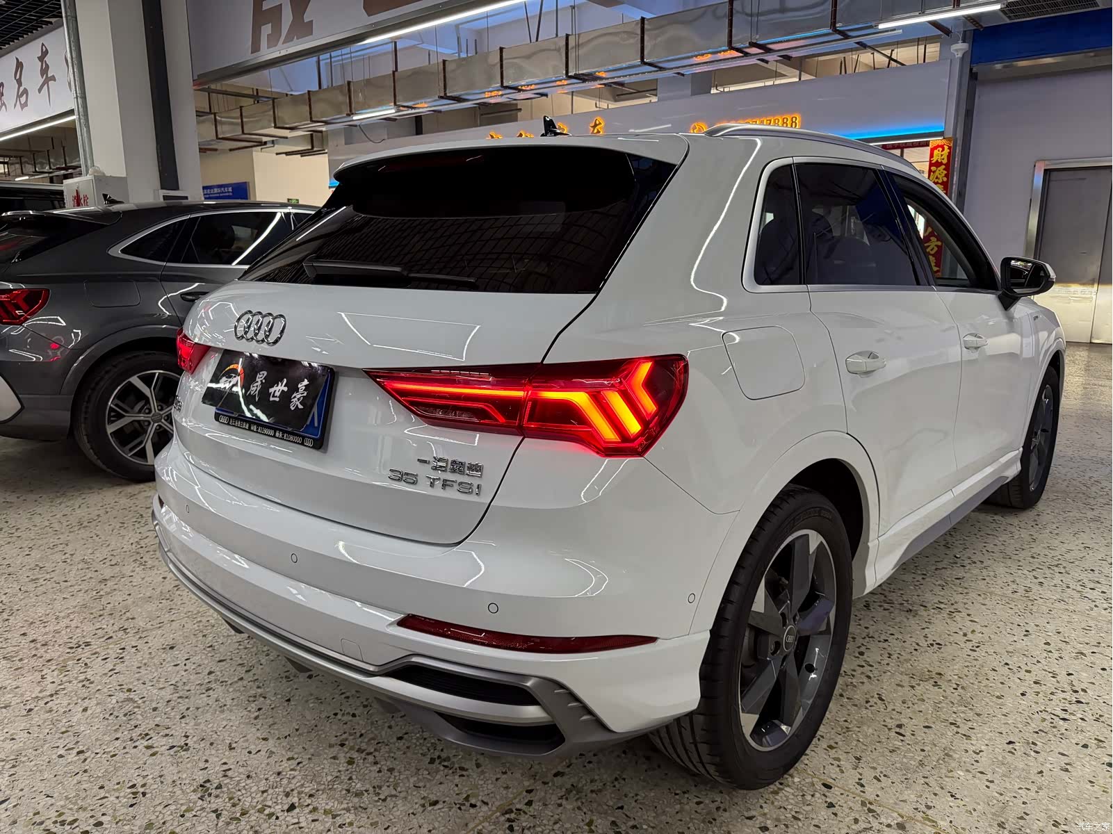 Audi Q3, 2022 6