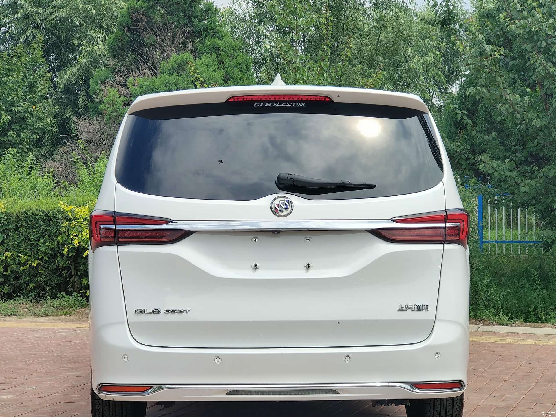 Buick GL8, 2021 8