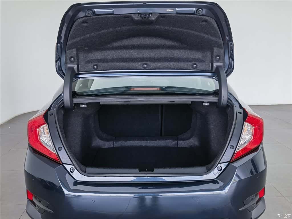 Honda Civic, 2018 16