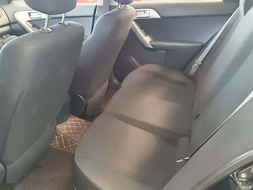Kia GL, 2014 17