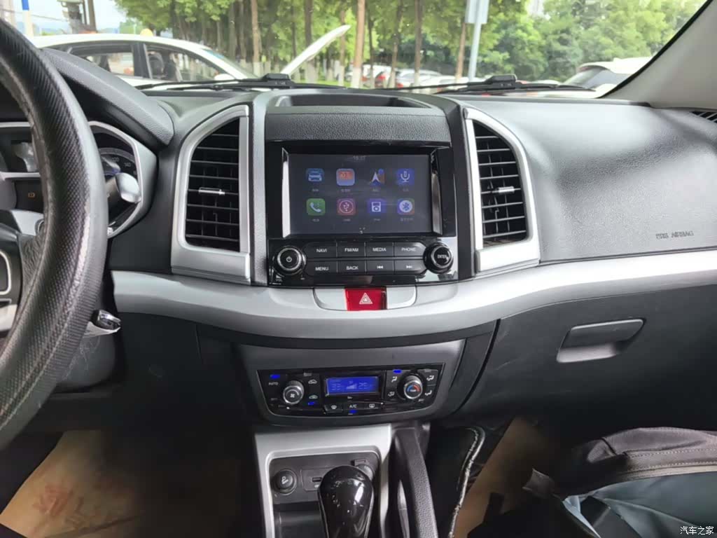 JAC S3, 2015 13