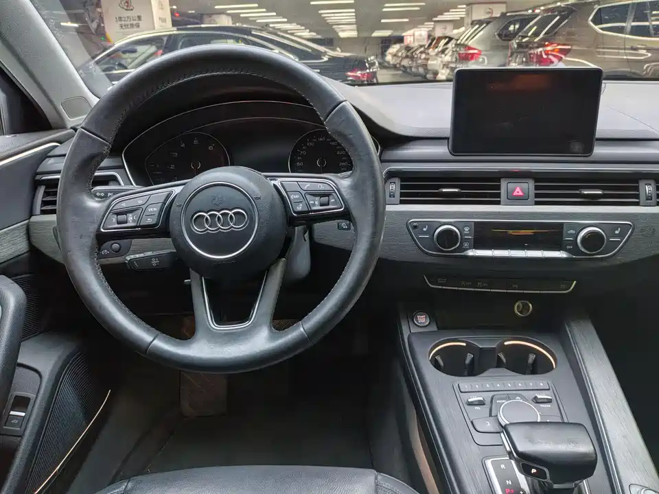 Audi A4L