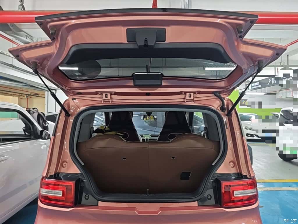 Wuling MINIEV, 2020 19