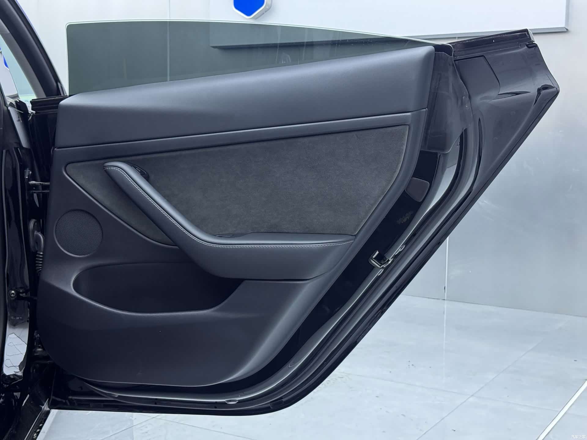 Tesla Model 3, 2022 20