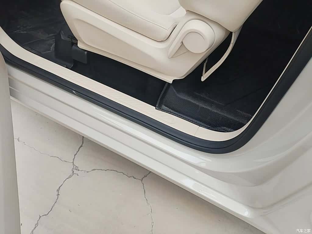 Wuling MINIEV, 2025 22