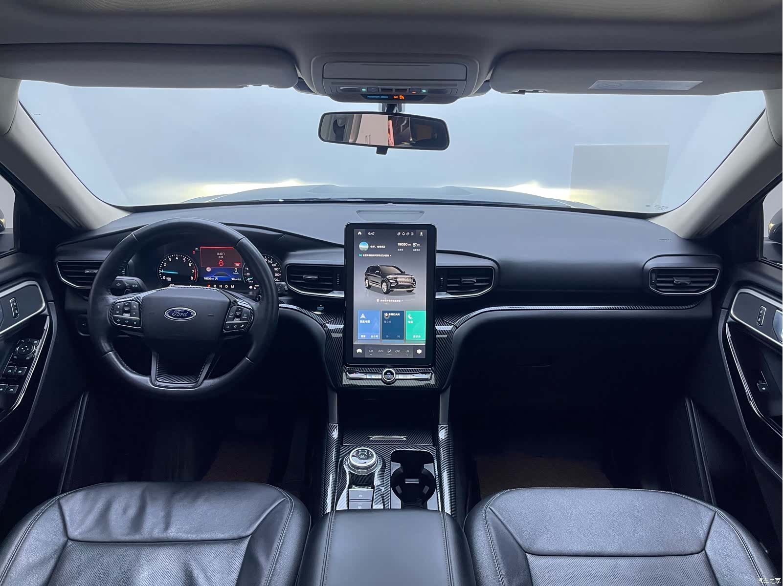 Ford Explorer, 2021 14