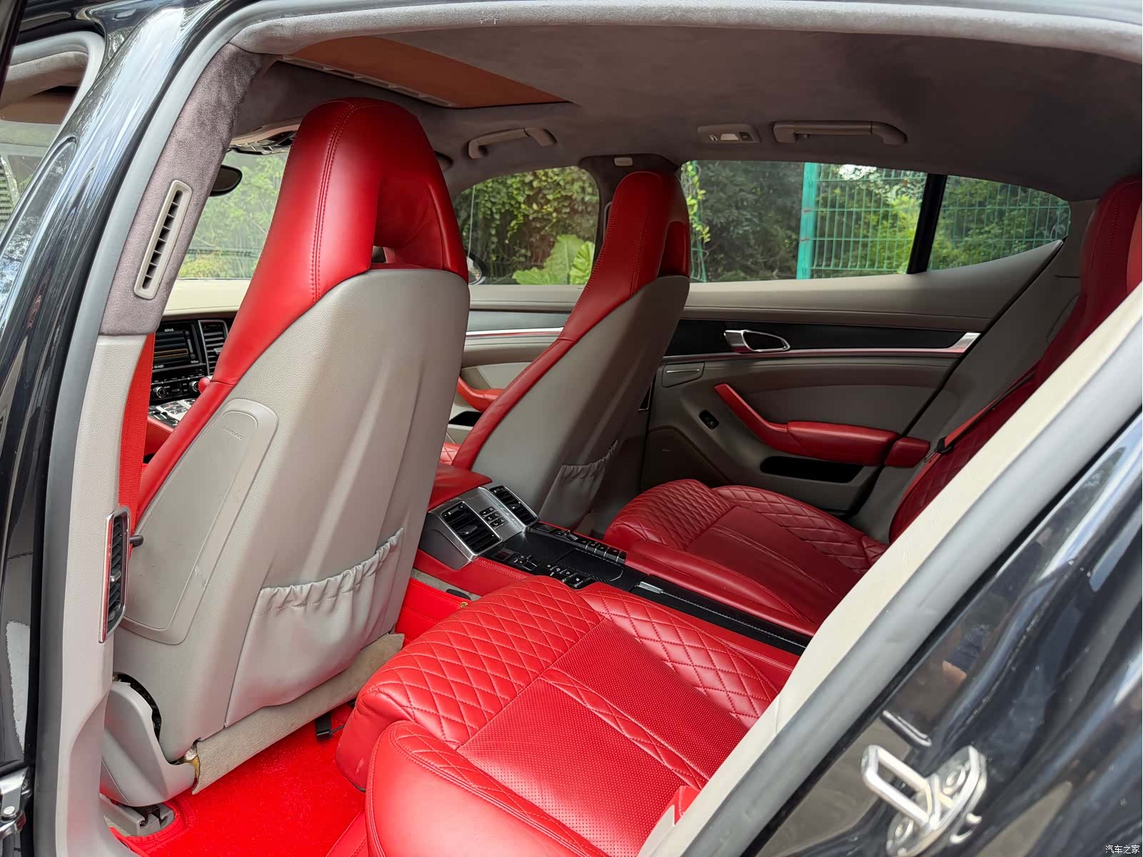 Porsche Panamera, 2011 6