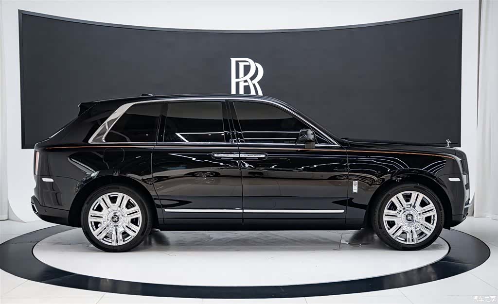 Rolls-Royce Cullinan, 2025 7