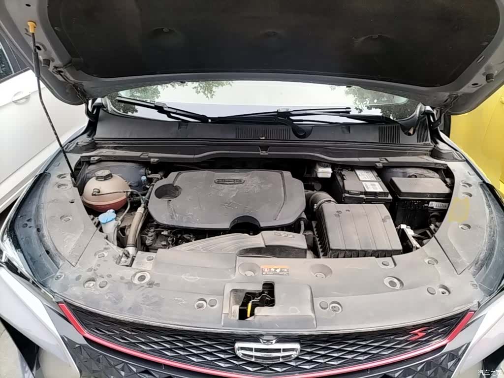 Geely Coolray, 2023 16