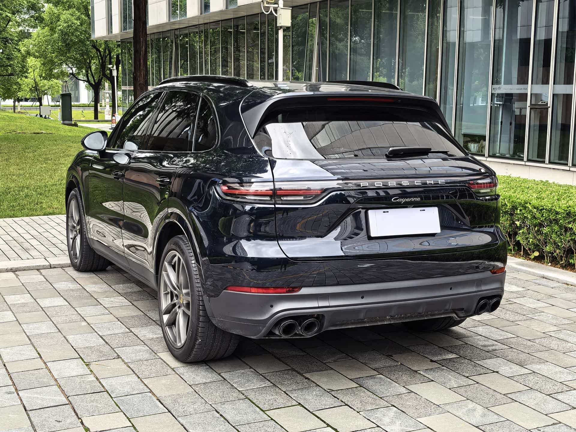 Porsche Cayenne, 2023 48