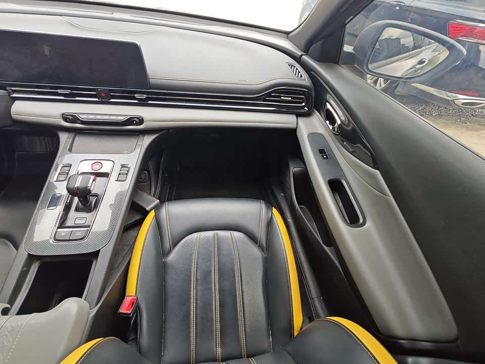 Trumpchi Shadow Leopard