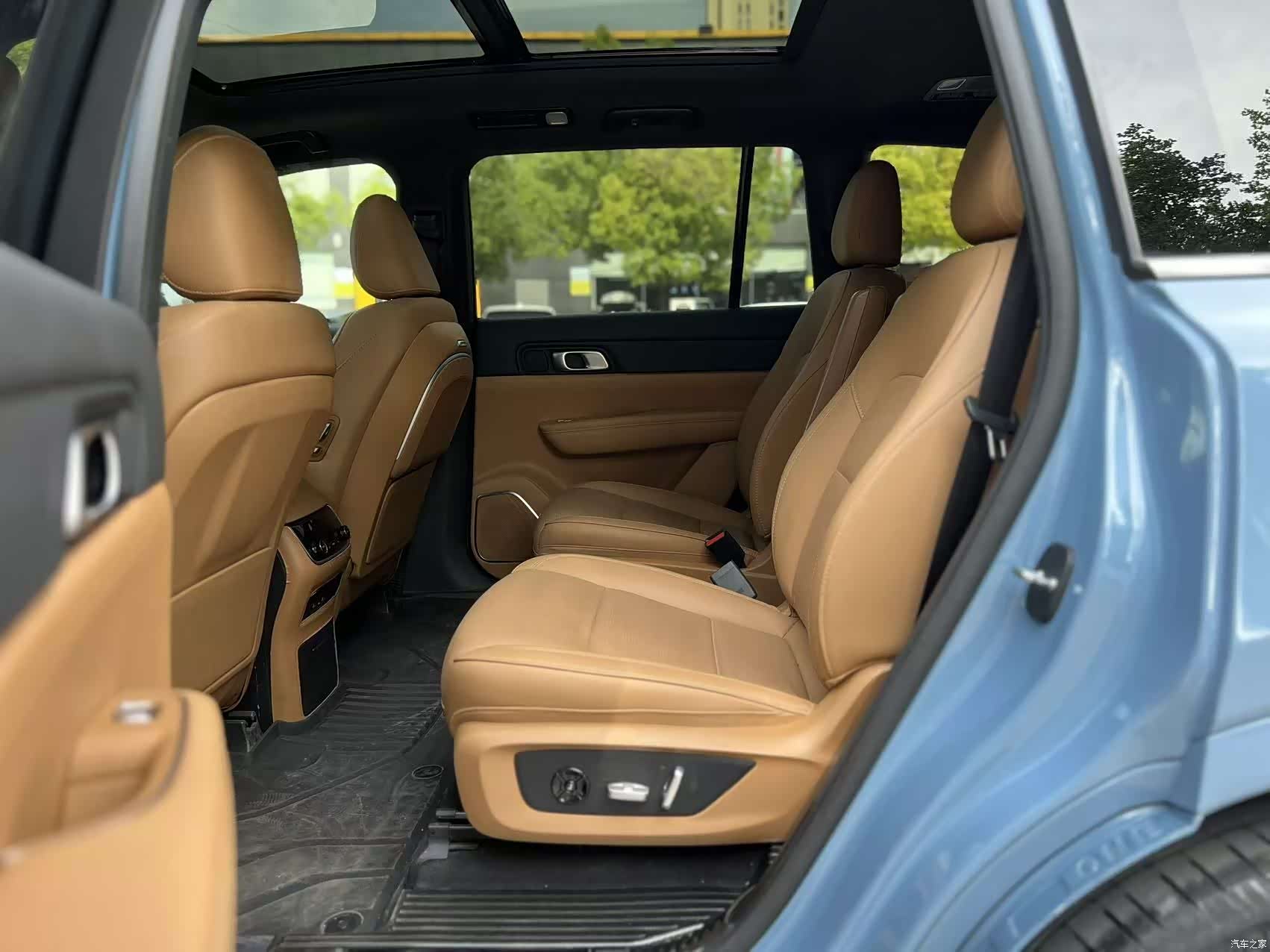 Li Auto ONE, 2022 все фото