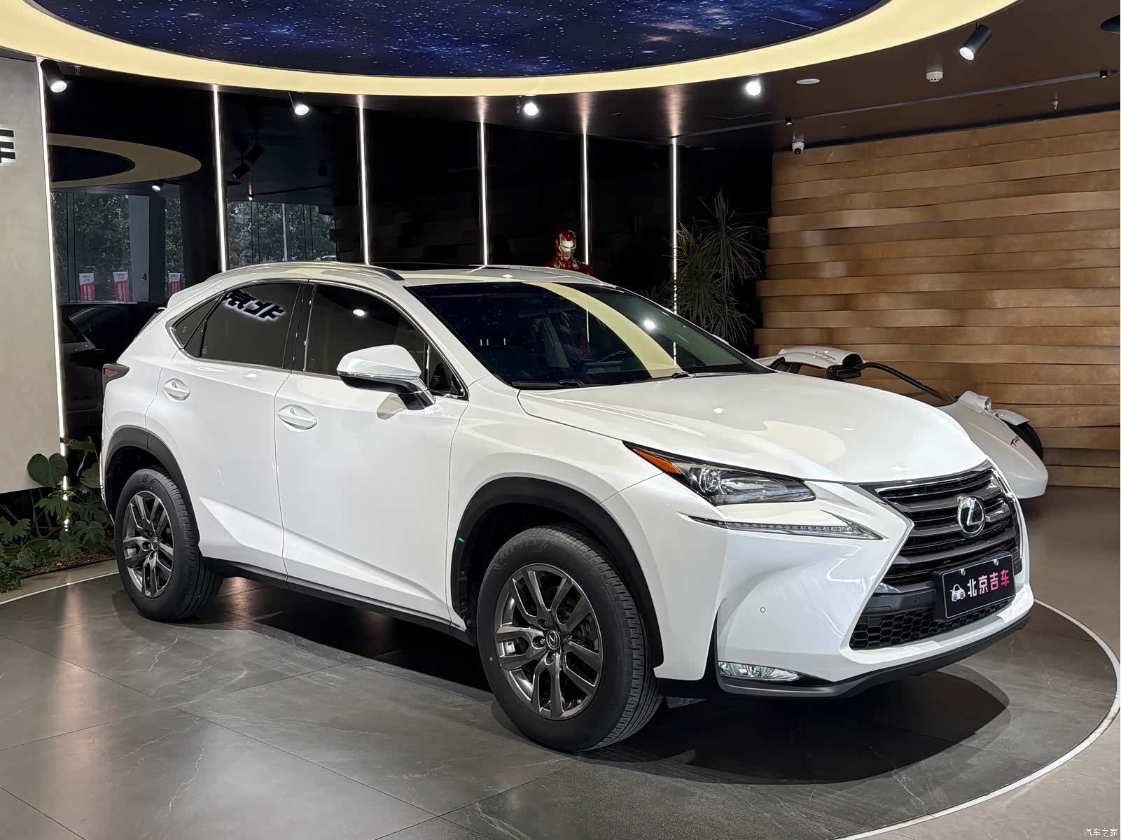 Lexus NX, 2017 3