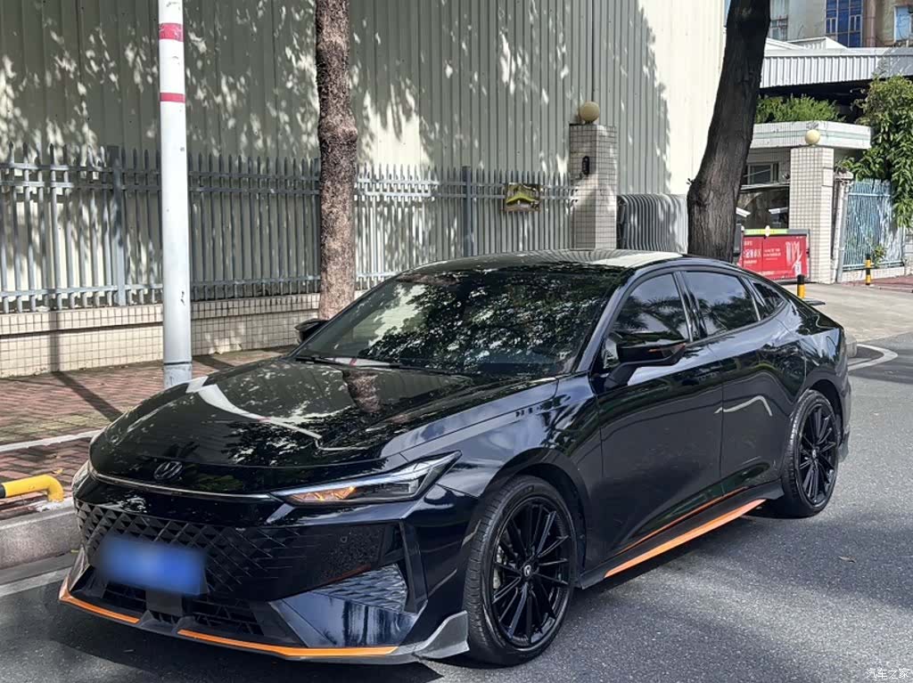 Changan UNI-V, 2024 1