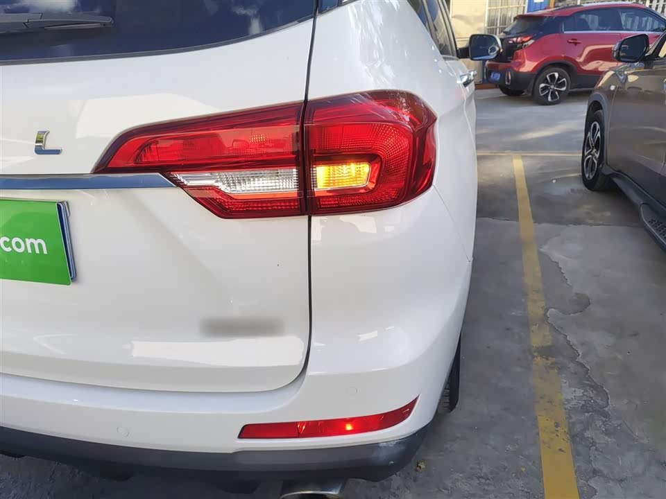 Haval M6