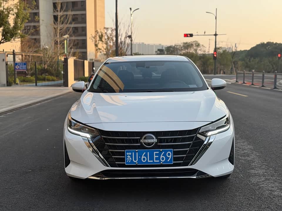 Nissan Xuan Yi