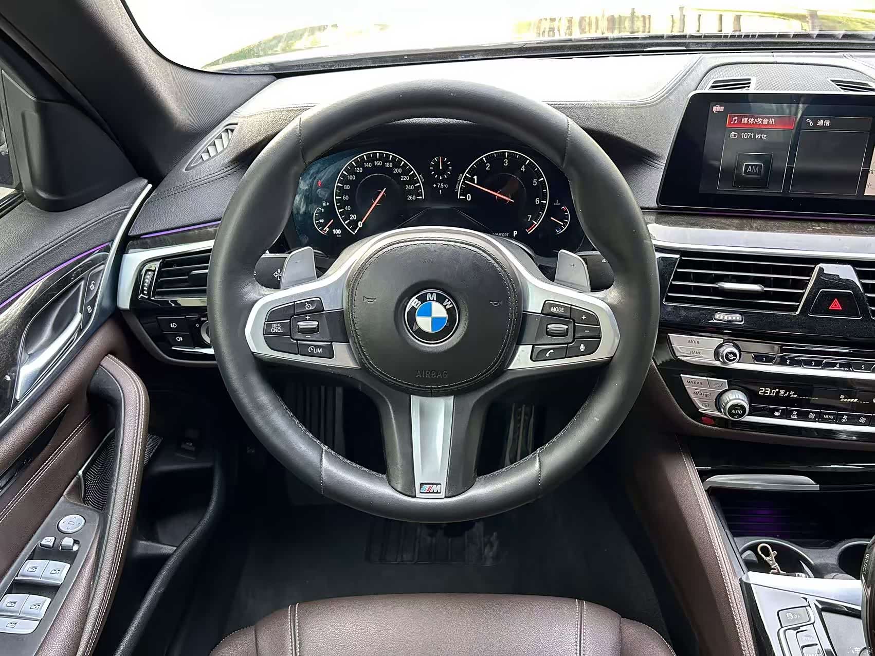 BMW 5 Series, 2019 11