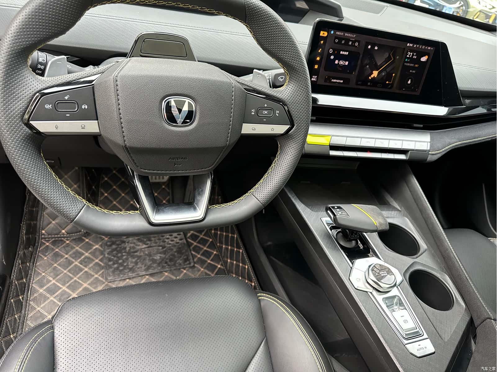 Changan UNI-V, 2022 8