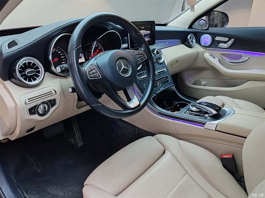 Mercedes-Benz C-Class, 2018 17