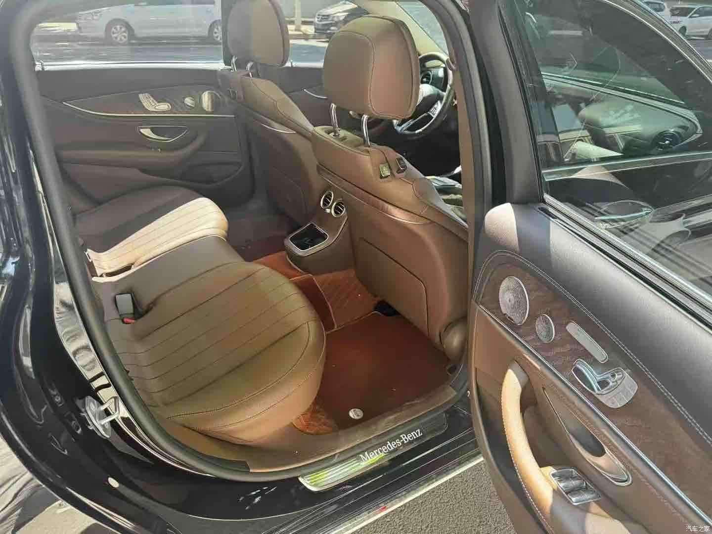 Mercedes-Benz E-Class, 2023 11