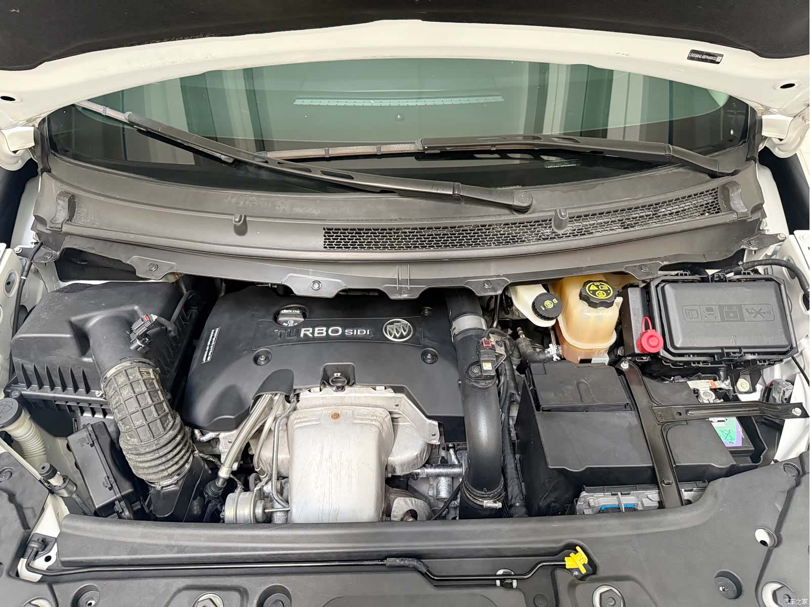 Buick GL8, 2019 12