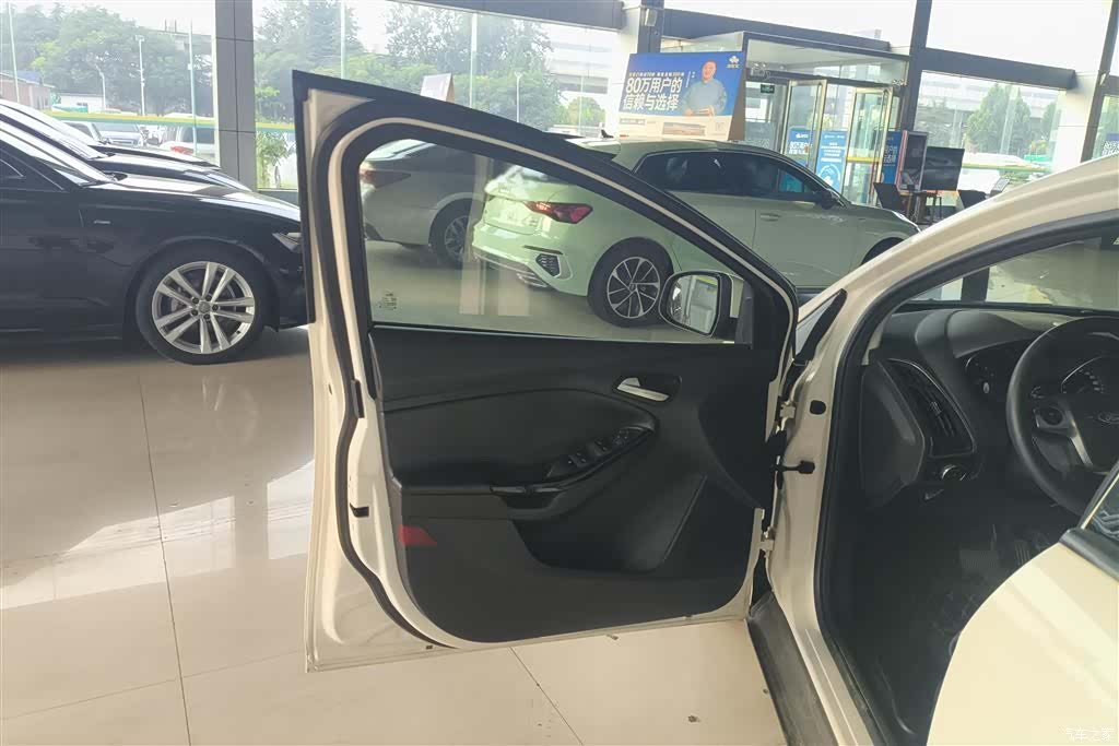 Ford Focus, 2013 7