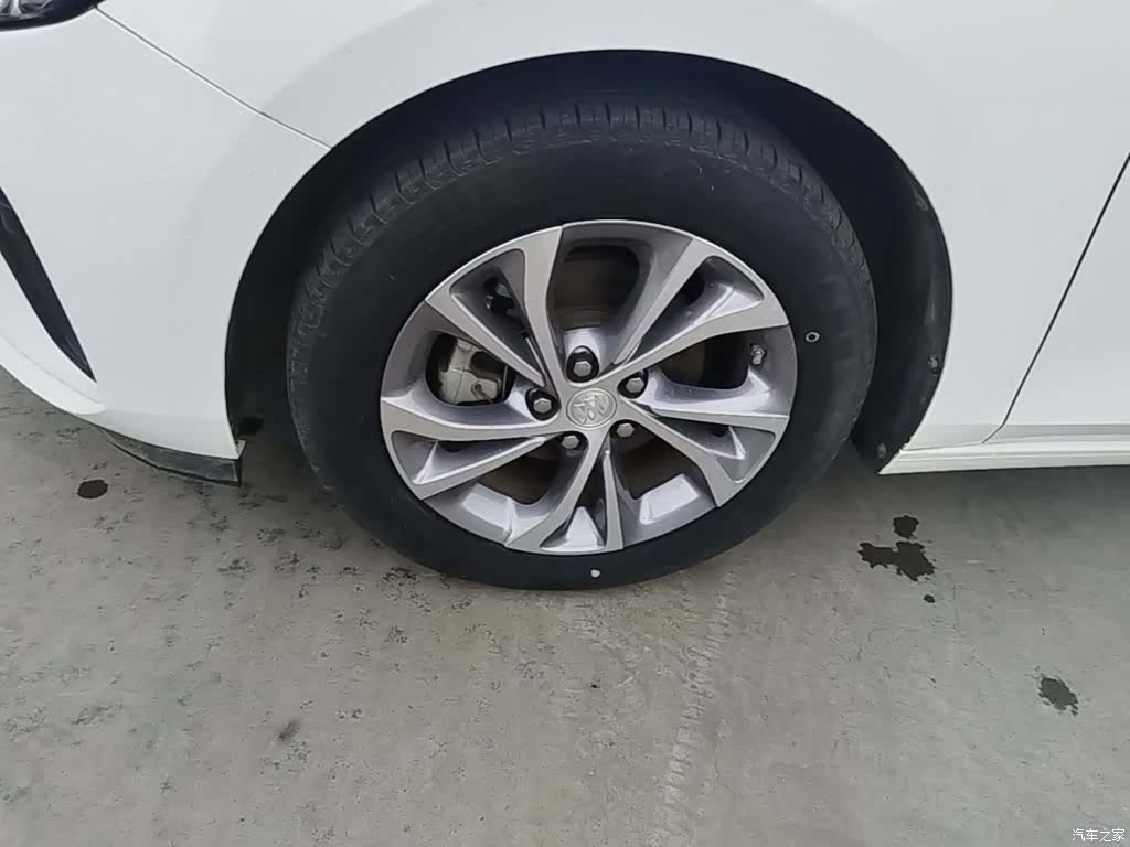 Buick Verano, 2024 23