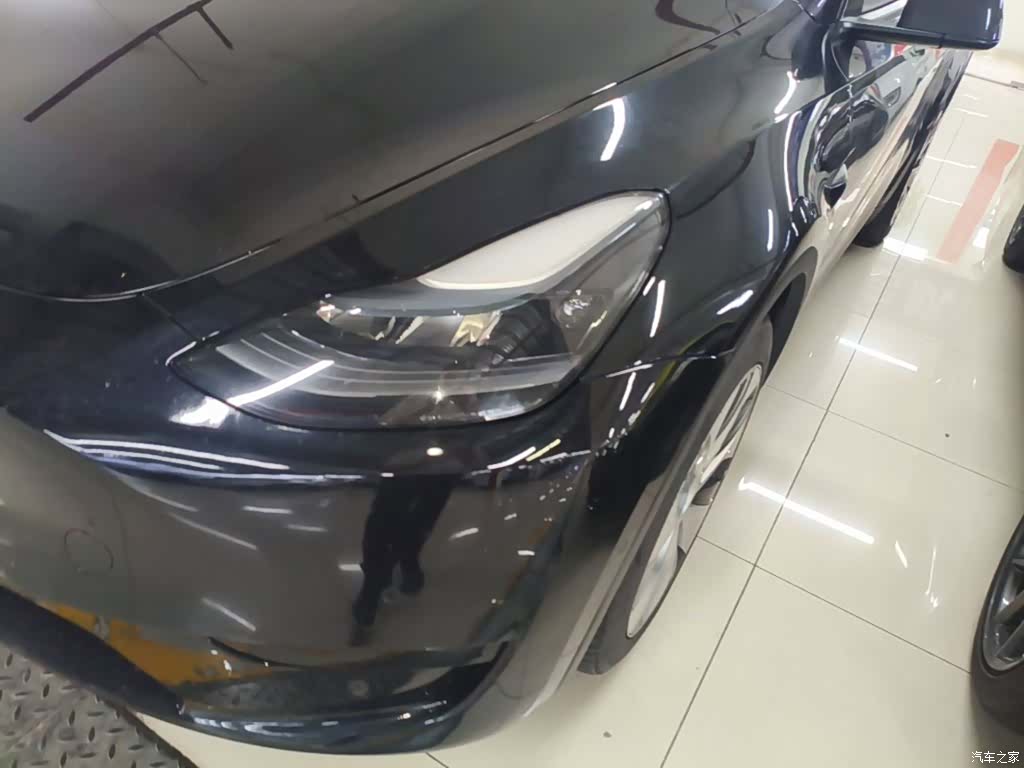 Tesla Model Y, 2022 24
