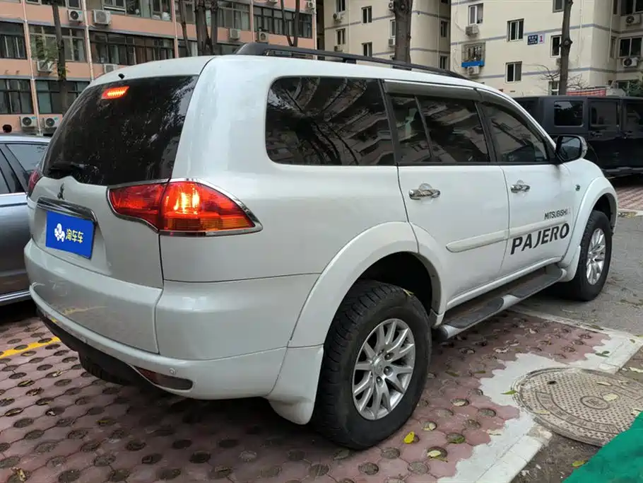 Mitsubishi Pajero Jinchang