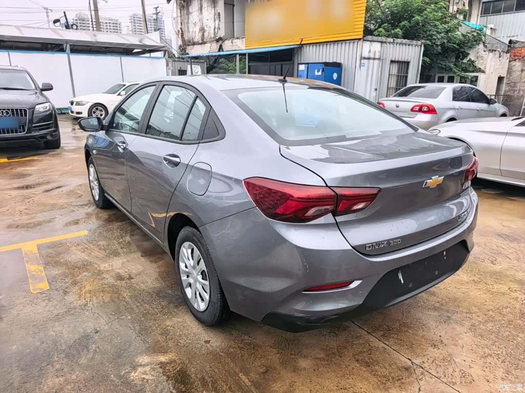Chevrolet 320, 2021 все фото