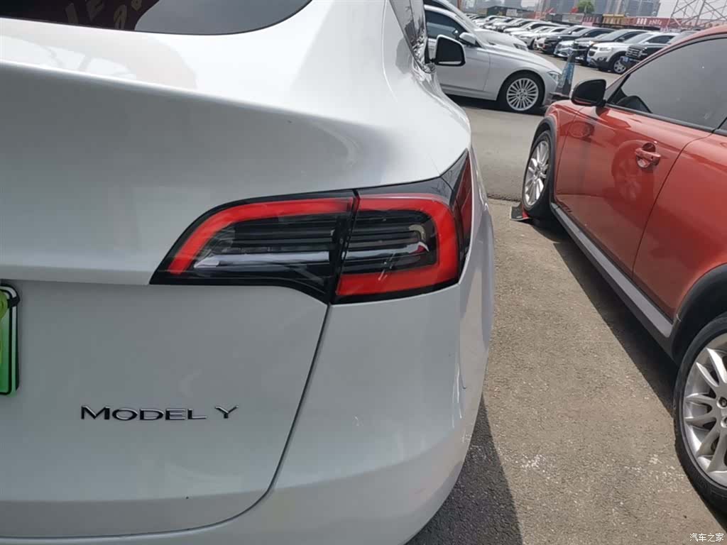 Tesla Model Y, 2022 8