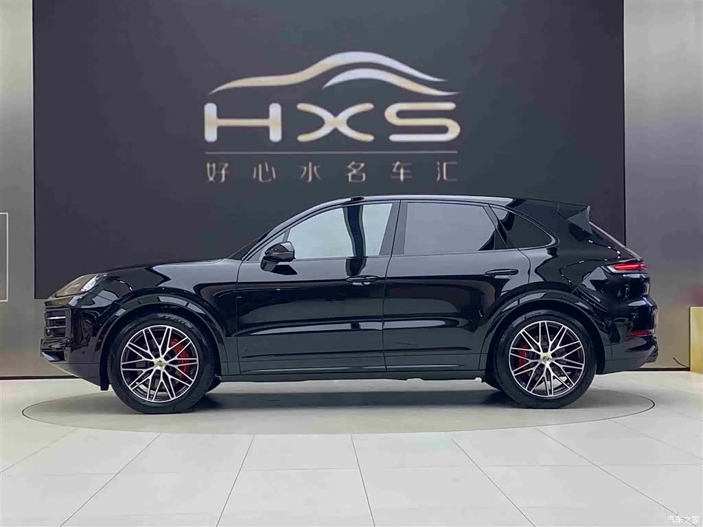 Porsche Cayenne, 2025 3