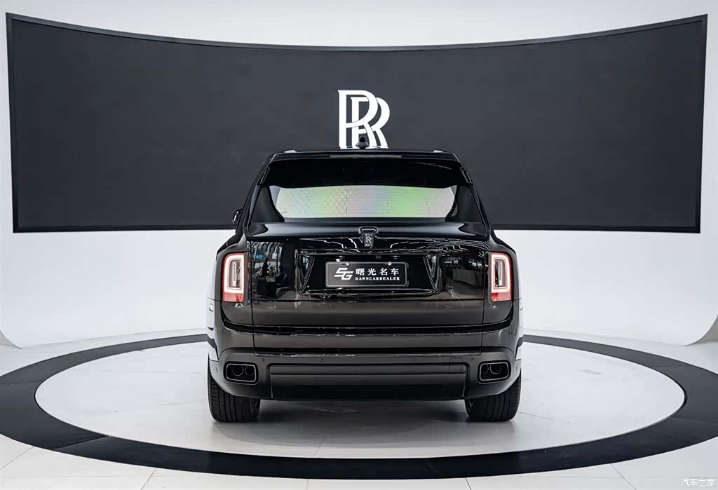 Rolls-Royce Cullinan, 2022 все фото