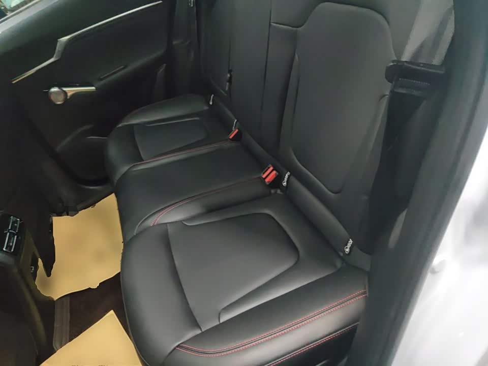 Trumpchi Shadow cool