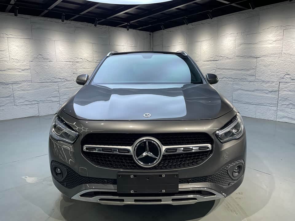 Mercedes-Benz GLA