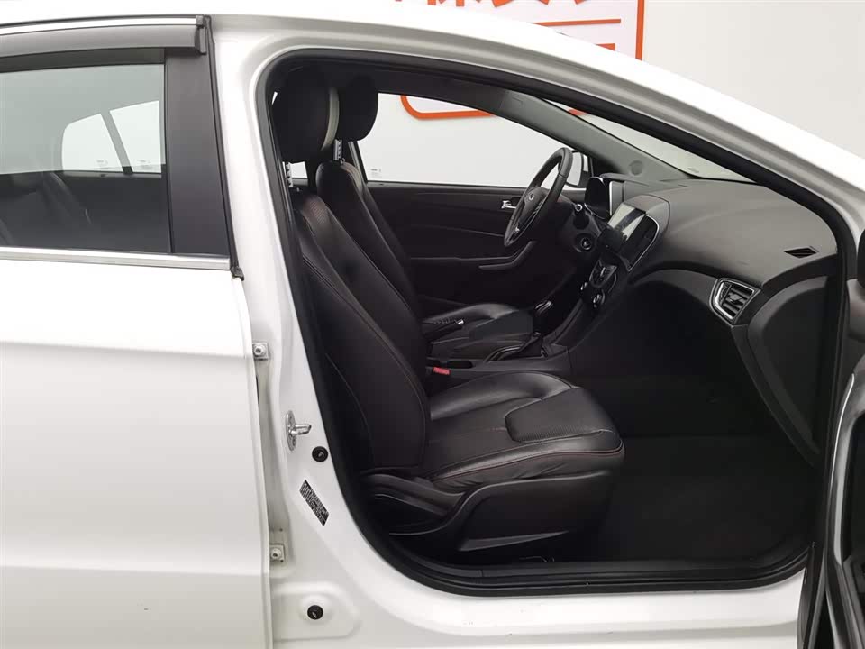 Chery Arrizo 5 Chery Arrizo 5