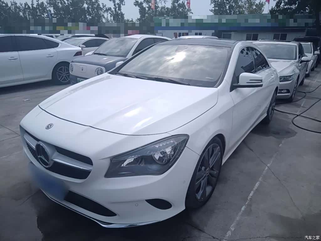 Mercedes-Benz CLA