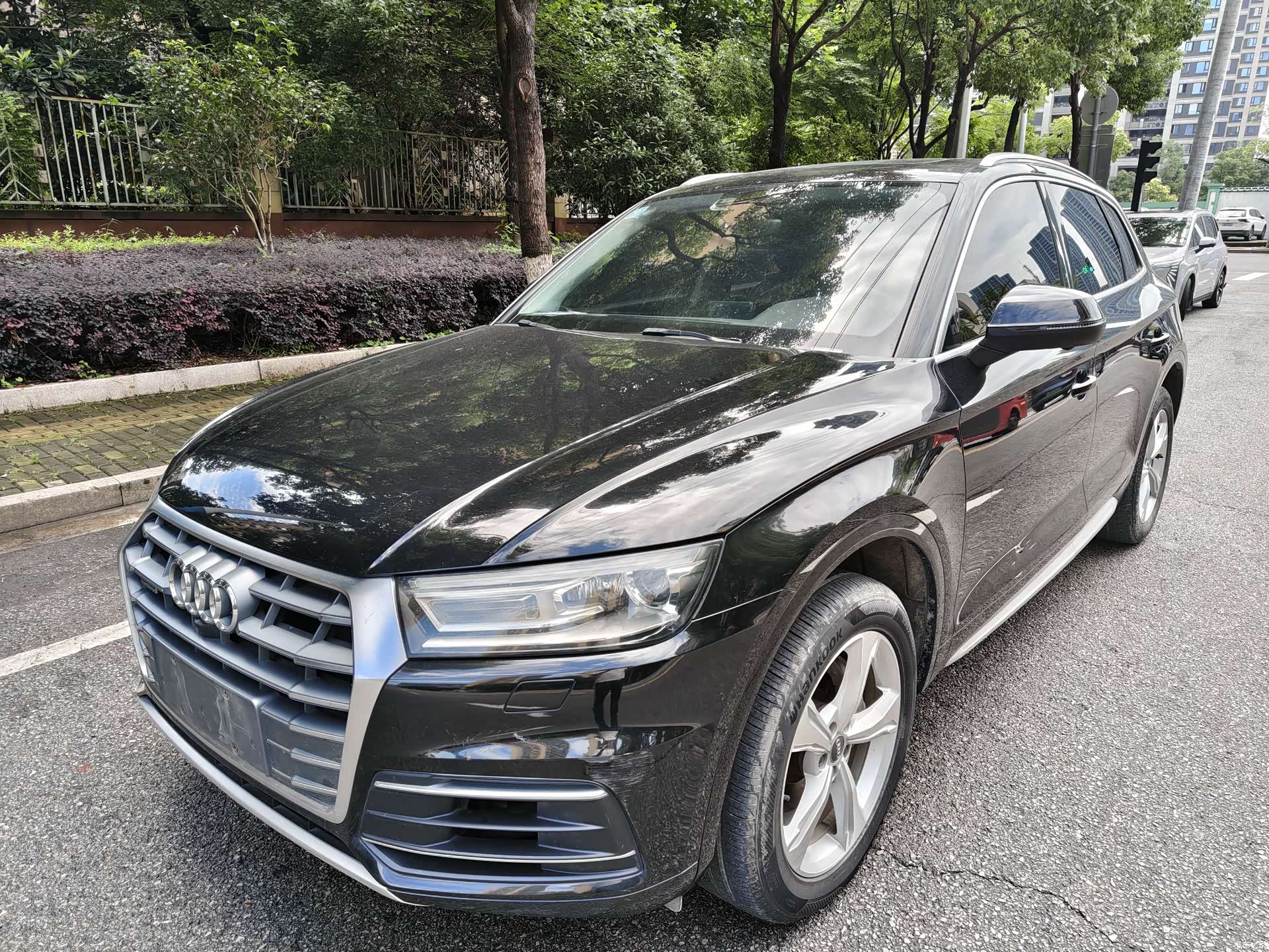 Audi Q5L, 2019 1