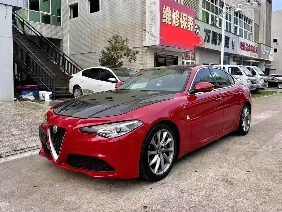 Alfa Romeo Giulia