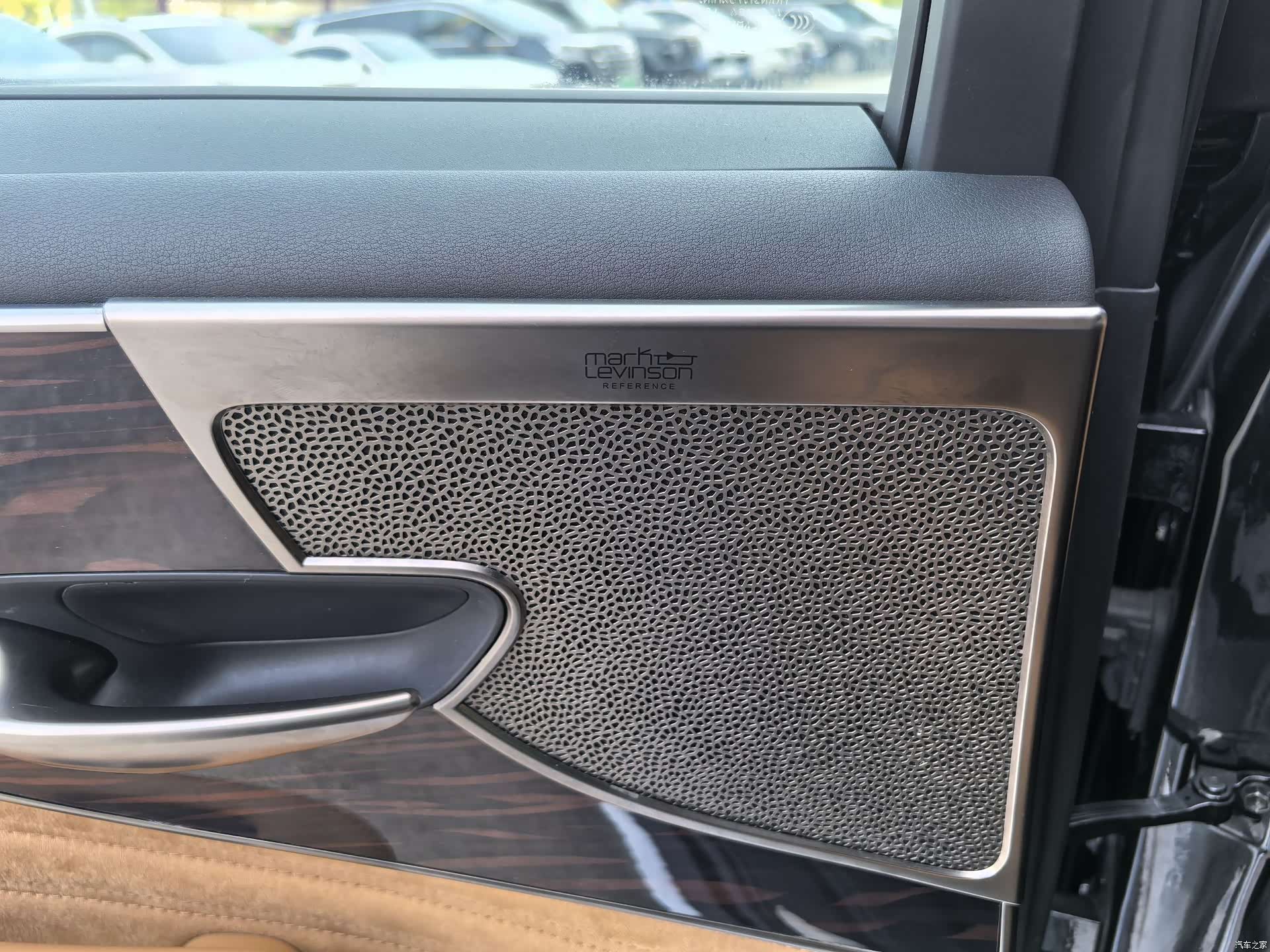 Lexus LS, 2021 12