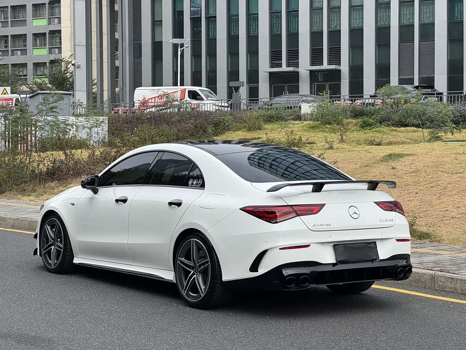Mercedes-Benz CLA AMG